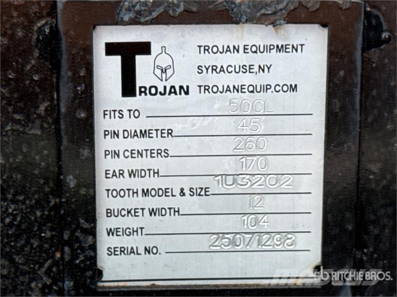 Trojan 12 in Digging Excavator Bucket - Fits 45mm Cat 303 Bakken