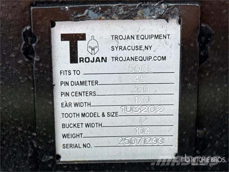 Trojan 12 in Digging Excavator Bucket - Fits 45mm Cat 305 Bakken