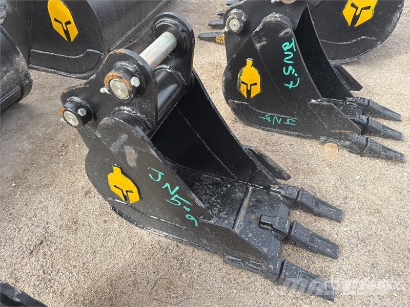 Trojan 12 in Digging Excavator Bucket - Fits 40mm Cat 303 Kašike / Korpe