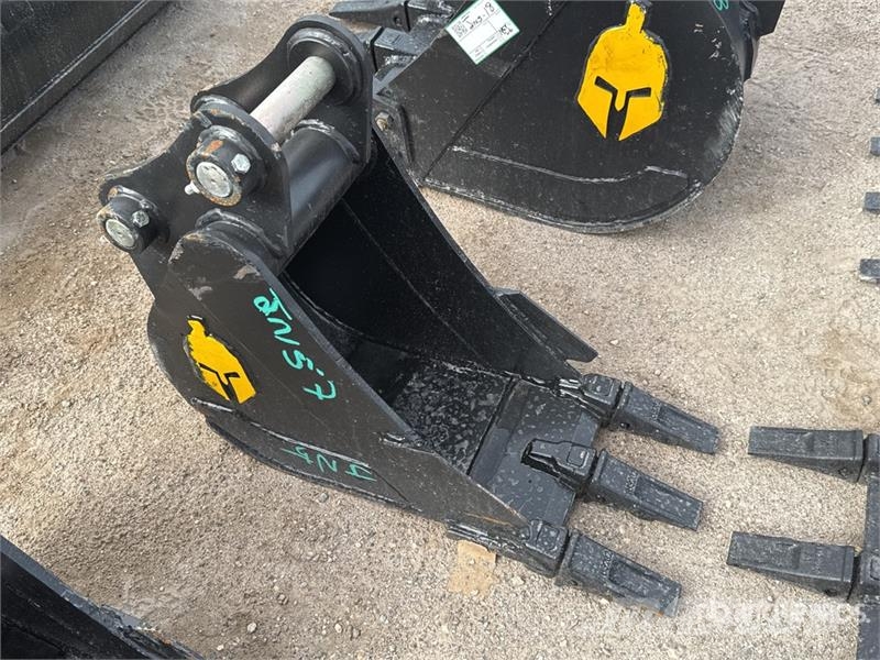 Trojan 12 in Digging Excavator Bucket - Fits 40mm Cat 303 Kašike / Korpe