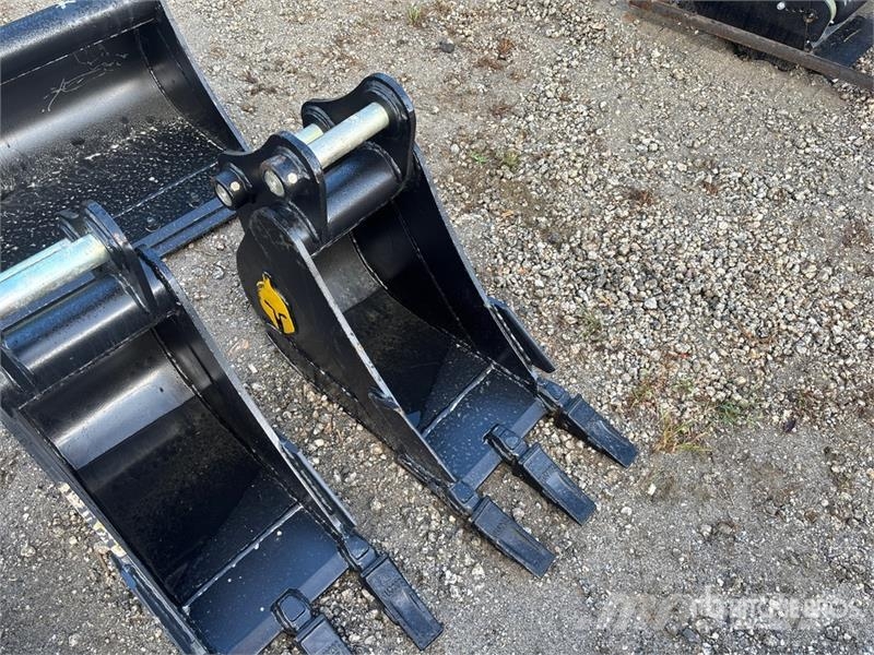 Trojan 12 in Digging Excavator Bucket Skovle
