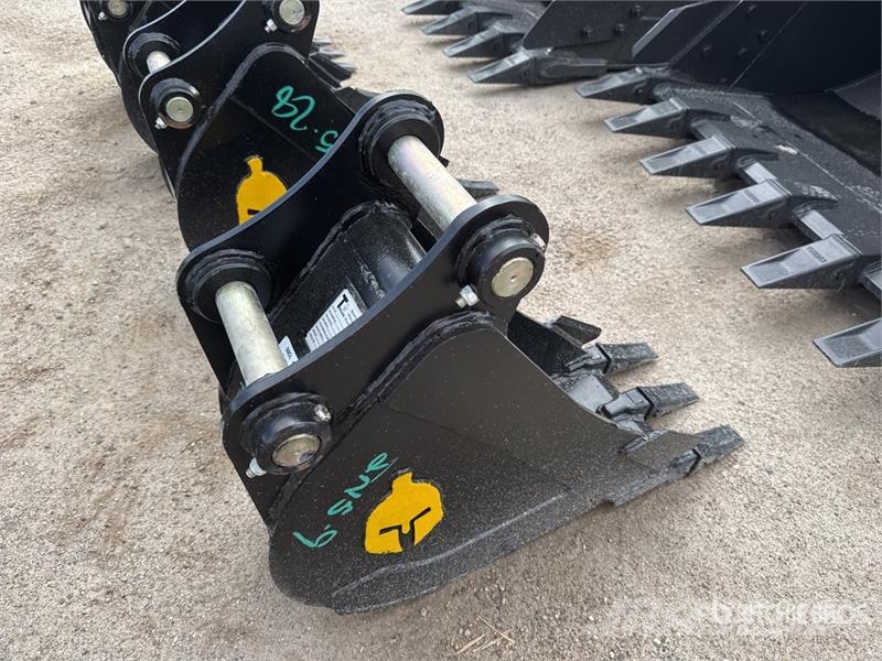 Trojan 12 in Digging Excavator Bucket - Fits 45mm Cat 305 Bakken