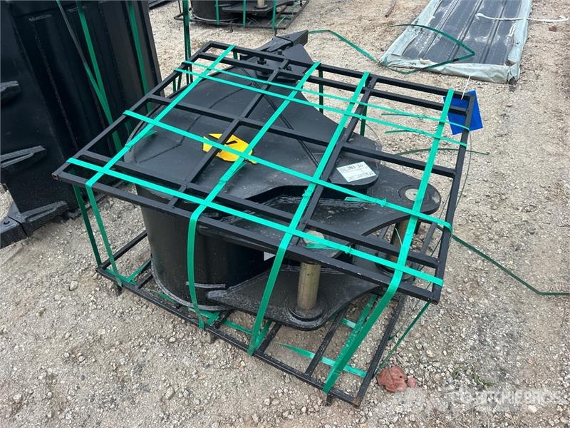 Trojan 24 in Digging Excavator Bucket - Fits Cat 311/312/ دلاء