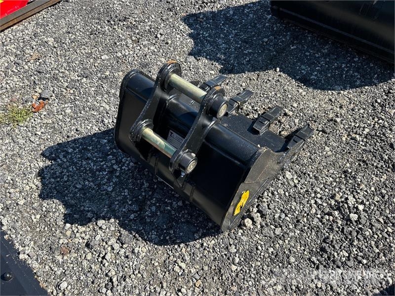Trojan 24 in Digging Excavator Bucket - Fits Cat 303, 303 Žlice