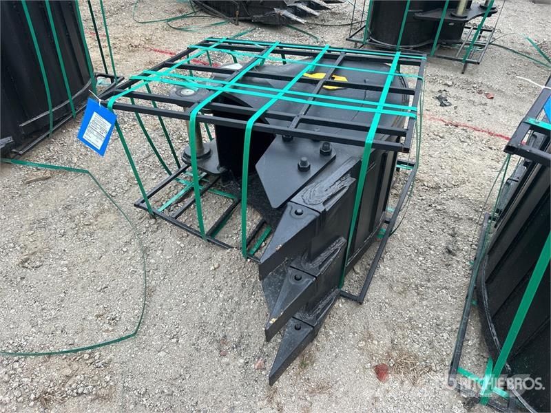 Trojan 24 in Digging Excavator Bucket - Fits Cat 311/312/ دلاء