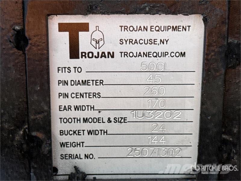 Trojan 24 in Digging Excavator Bucket - Fits 45mm Cat 305 Bakken