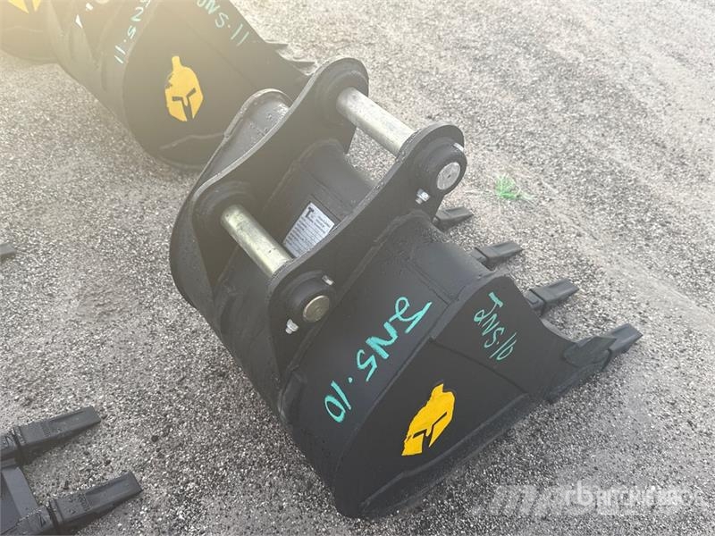 Trojan 24 in Digging Excavator Bucket - Fits 45mm Cat 305 Bakken