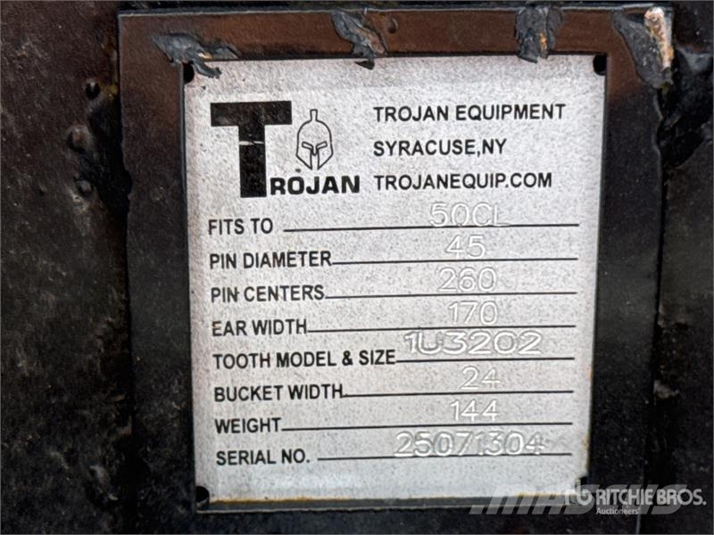 Trojan 24 in Digging Excavator Bucket - Fits 45mm Cat 305 Kašike / Korpe