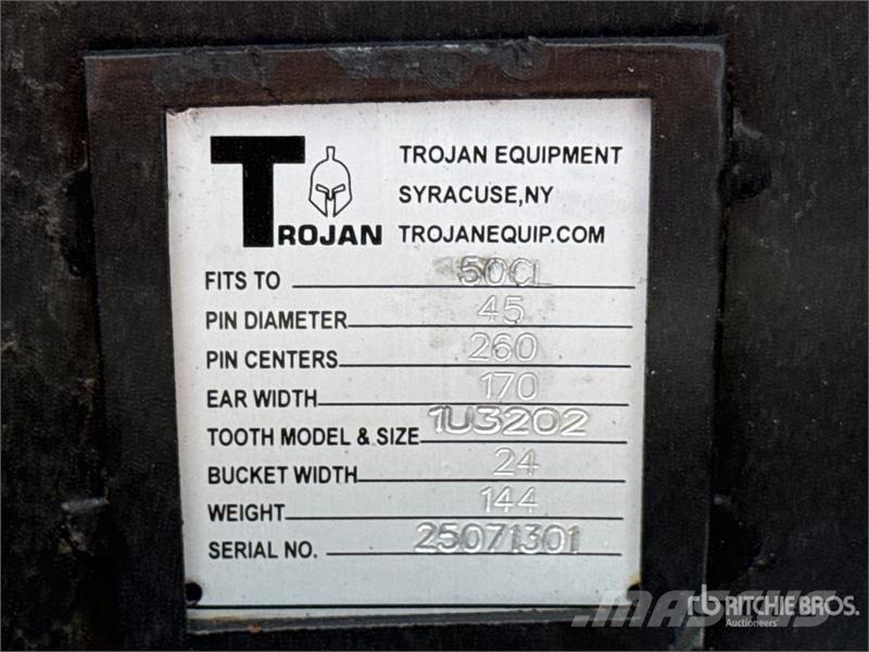 Trojan 24 in Digging Excavator Bucket - Fits 45mm (Unused Skovle
