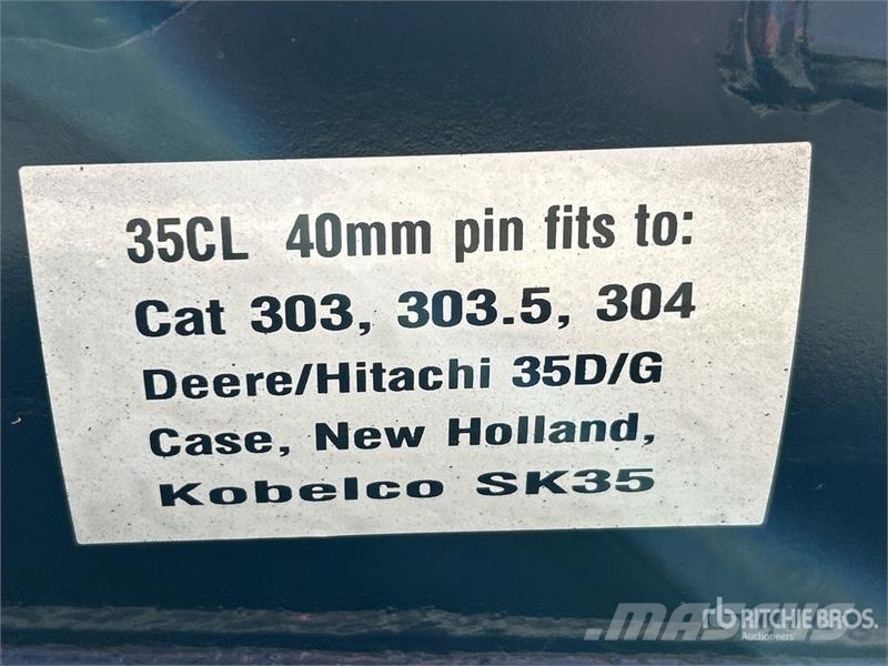 Trojan 24 in Digging Excavator Bucket - Fits Cat 303, 303 Žlice