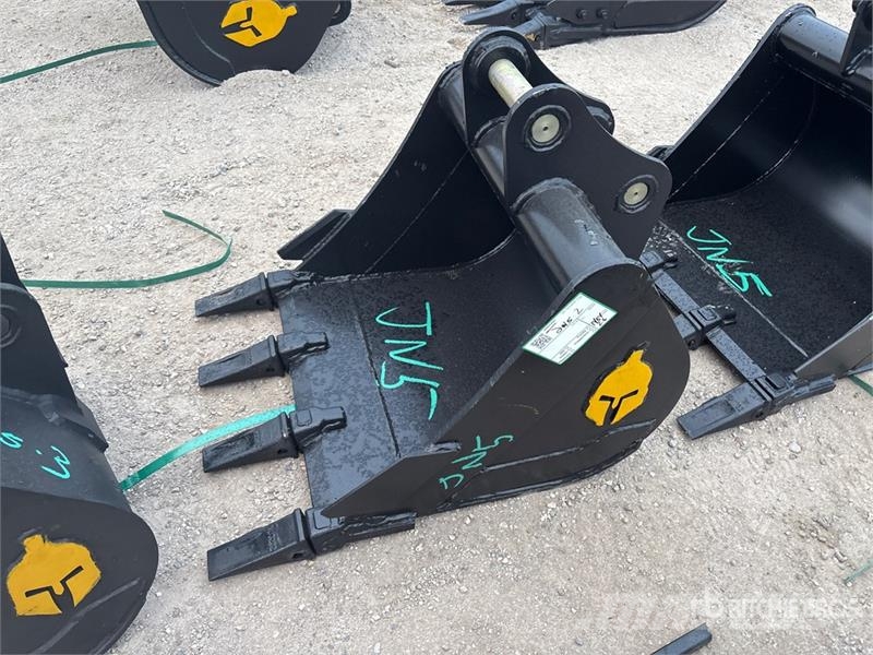 Trojan 24 in Digging Excavator Bucket - Fits 40mm Cat 303 Buckets