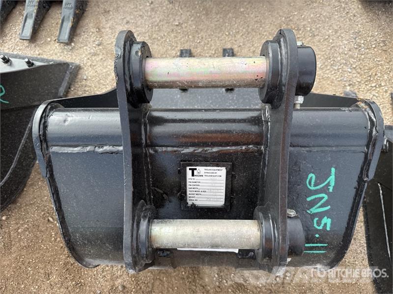 Trojan 24 in Digging Excavator Bucket - Fits 45mm Cat 305 Bakken