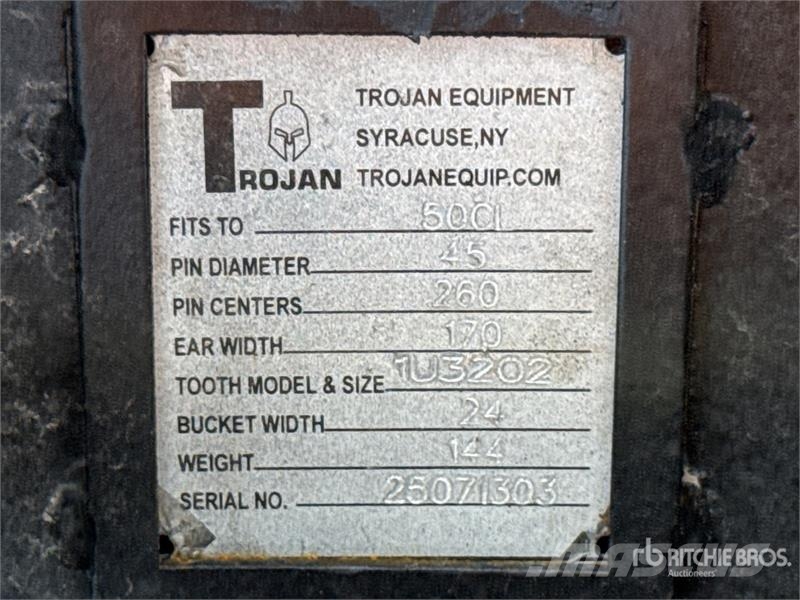 Trojan 24 in Digging Excavator Bucket - Fits 45mm Cat 305 Bakken