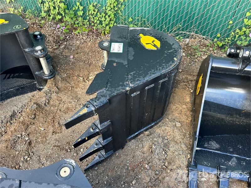Trojan 24 in Digging Excavator Bucket - Fits Cat 305, 305 Baldes