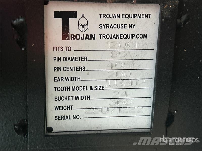 Trojan 24 in Digging Excavator Bucket - Fits 65mm Cat 311 دلاء
