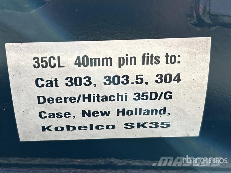 Trojan 24 in Digging Excavator Bucket - Fits Cat 303, 303 Žlice