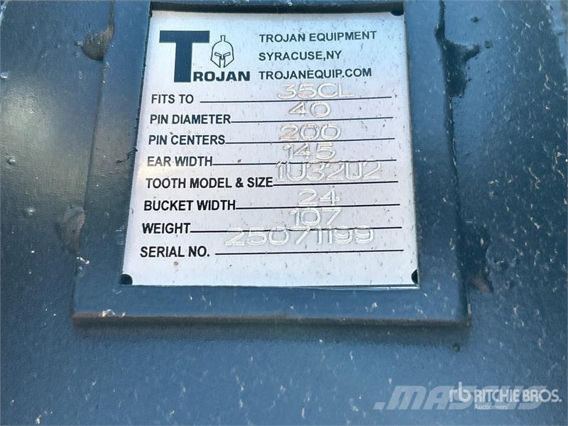Trojan 24 in Digging Excavator Bucket - Fits Cat 303, 303 Žlice