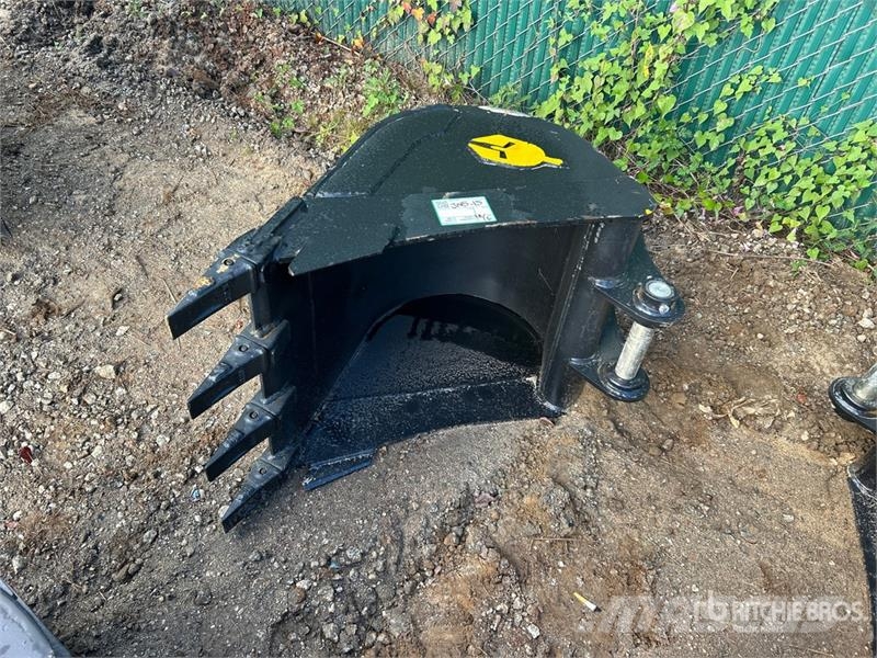 Trojan 24 in Digging Excavator Bucket - Fits Cat 305, 305 Baldes