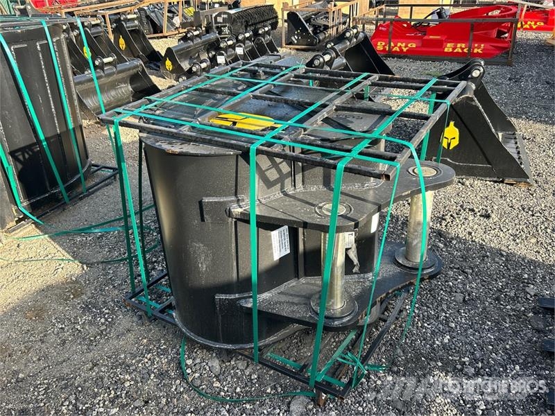 Trojan 36 in Digging Excavator Bucket - Fits Cat 320/321/ Baldes