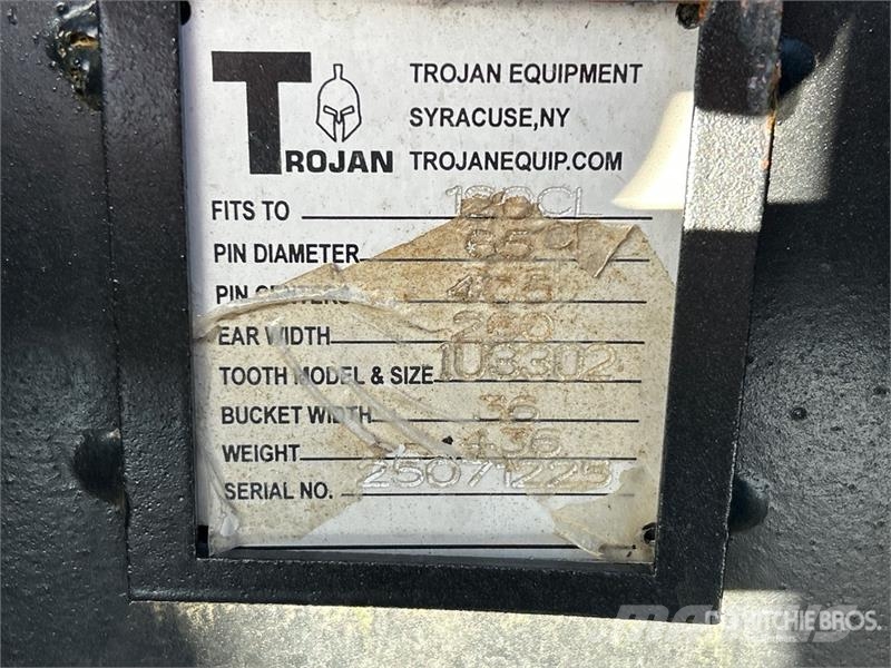 Trojan 36 in Digging Excavator Bucket - Fits Cat 311/312/ Baldes