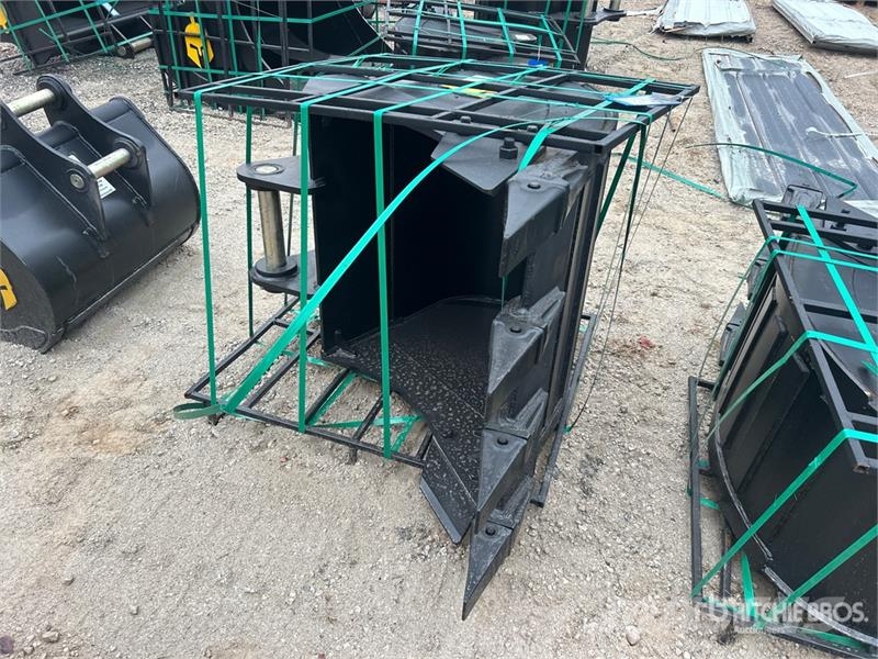 Trojan 36 in Digging Excavator Bucket - Fits Cat 311/312/ دلاء