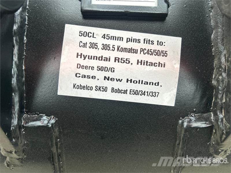 Trojan 42 in Cleanup Excavator Bucket - Fits Cat 305, 305 دلاء