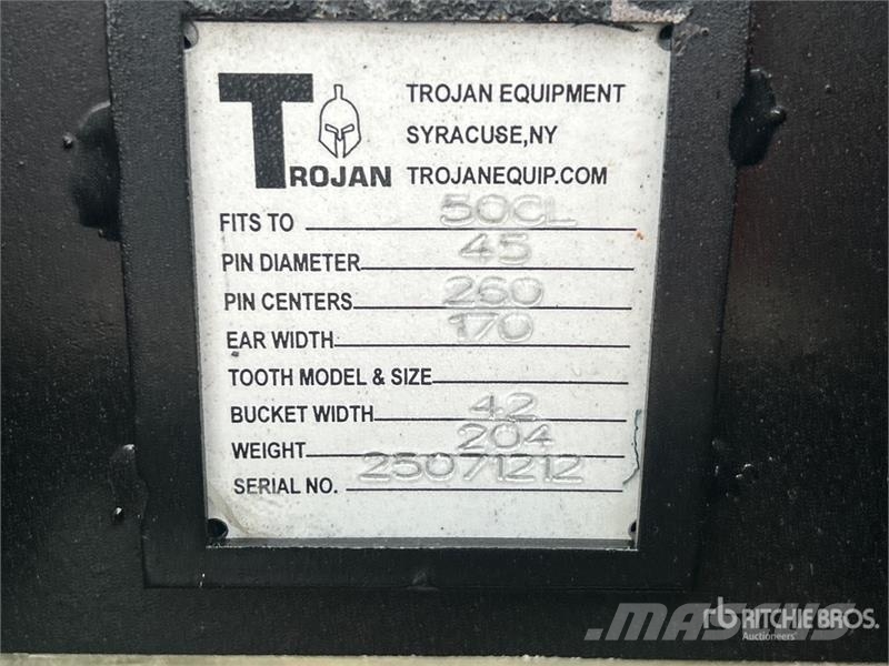 Trojan 42 in Cleanup Excavator Bucket - Fits Cat 305, 305 دلاء