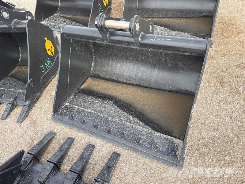 Trojan 42 in Cleanup Excavator Bucket - Fits 45mm Cat 305 Kašike / Korpe