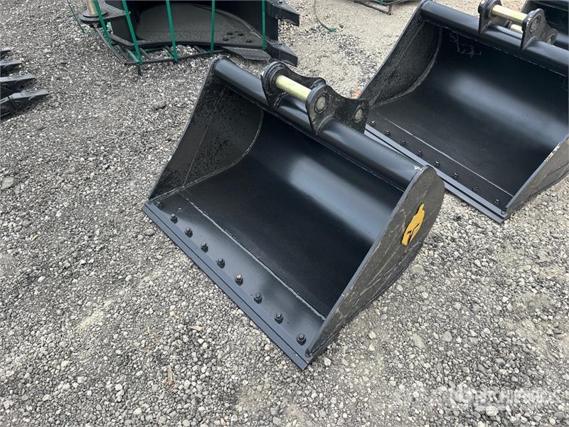 Trojan 42 in Cleanup Excavator Bucket - Fits Cat 305, 305 دلاء