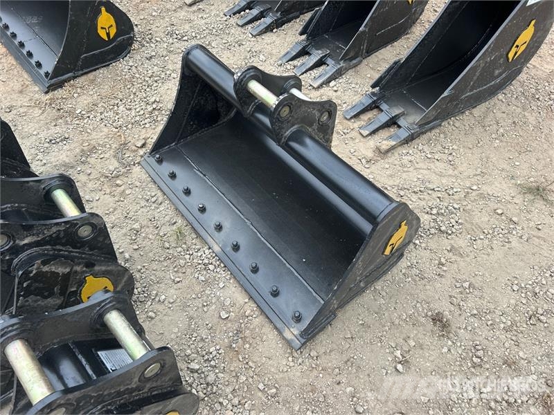 Trojan 42 in Cleanup Excavator Bucket - Fits Cat 303, 303 دلاء