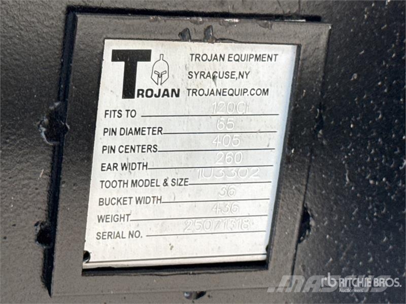 Trojan 42 in Digging Excavator Bucket - Fits 65mm Cat 311 Kašike / Korpe