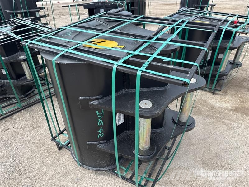Trojan 42 in Digging Excavator Bucket - Fits 80mm Cat 320 Kašike / Korpe