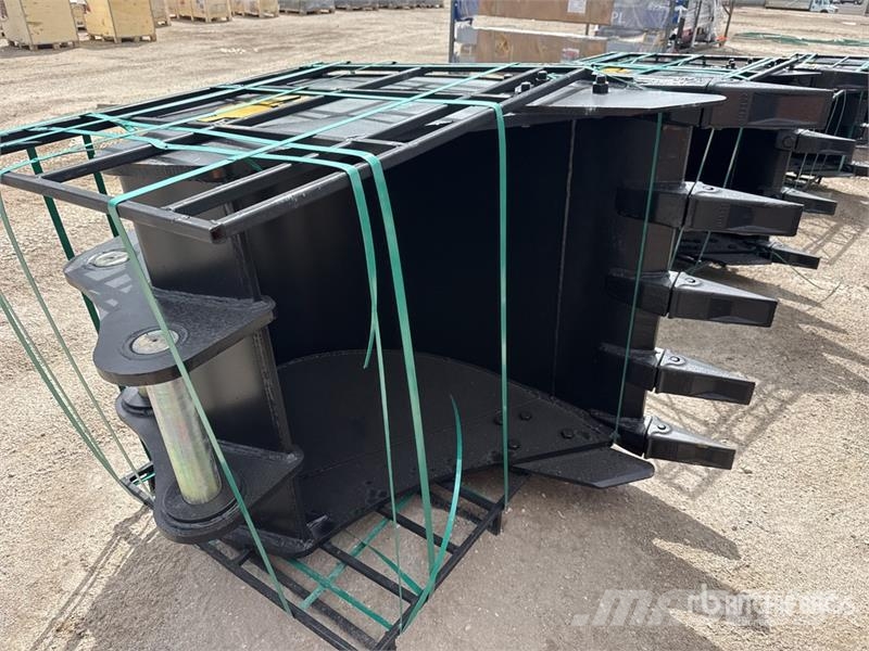 Trojan 42 in Digging Excavator Bucket - Fits 80mm Cat 320 Kašike / Korpe