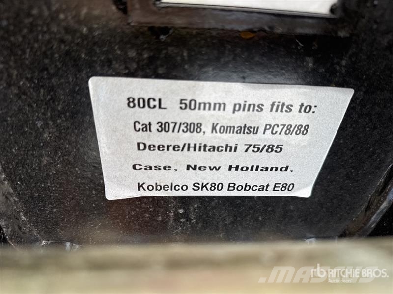 Trojan 48 in Cleanup Excavator Bucket - Fits 50mm Cat 307 Kašike / Korpe