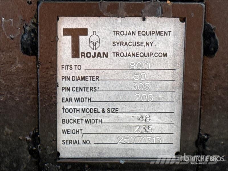 Trojan 48 in Cleanup Excavator Bucket - Fits 50mm Cat 307 Kovalar