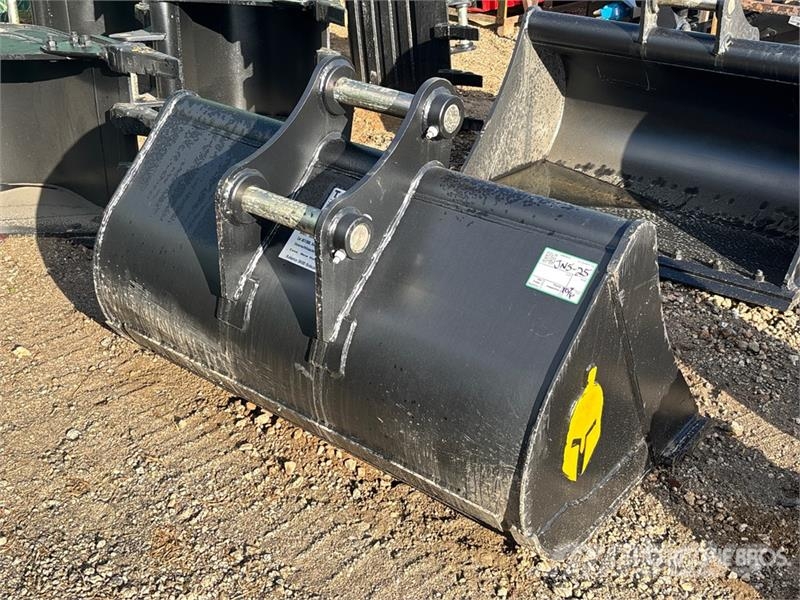 Trojan 48 in Excavator Bucket - Fits Cat 307/308, Komatsu Baldes
