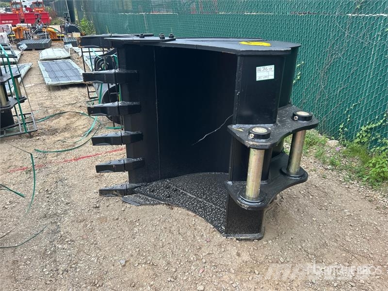 Trojan 54 in Digging Excavator Bucket - Fits Cat 320/321/ دلاء