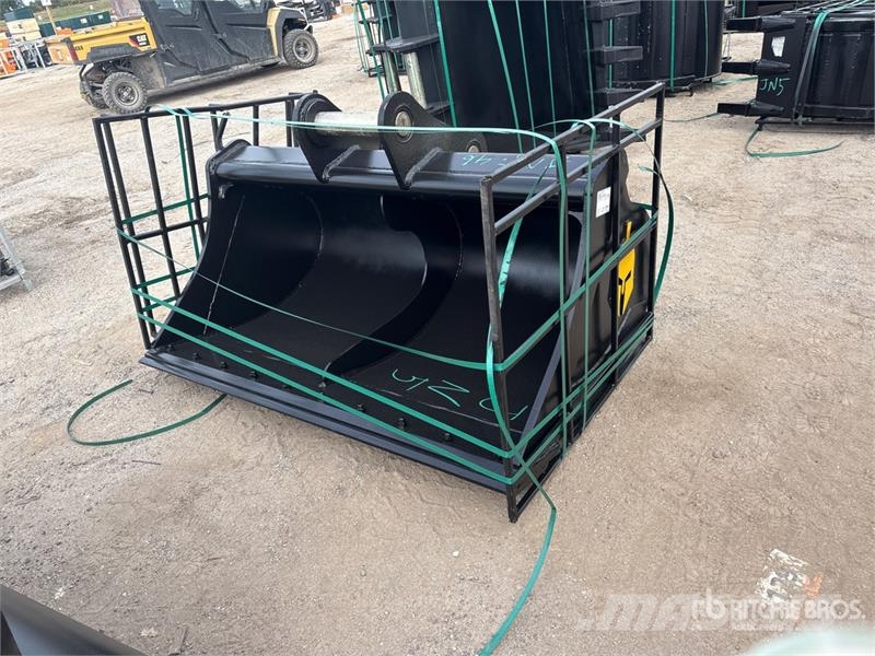 Trojan 72 in Cleanup Excavator Bucket - Fits 80mm Cat 320 Kauhat