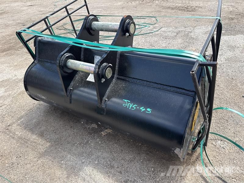 Trojan 72 in Cleanup Excavator Bucket - Fits 80mm Cat 320 Kovalar