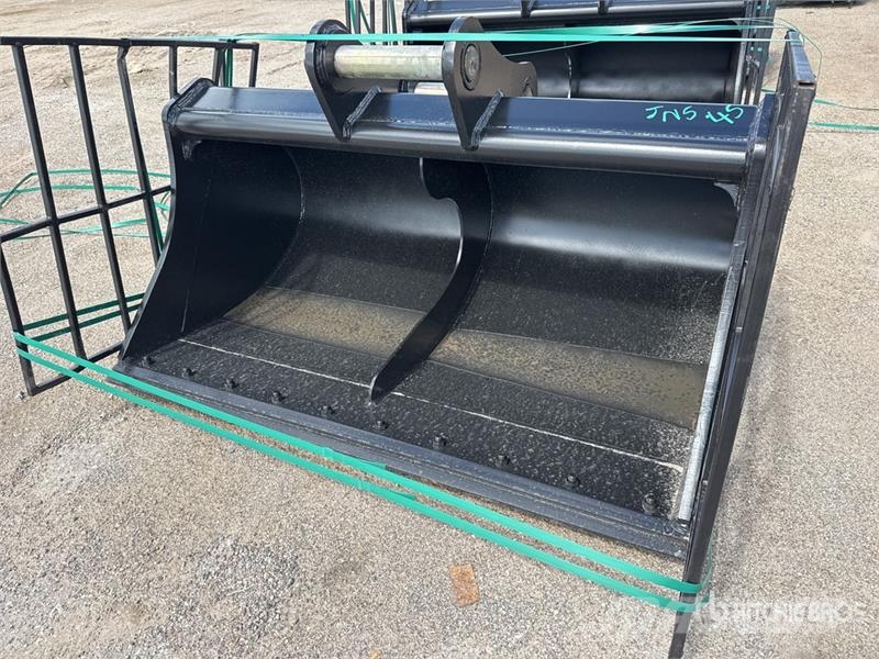 Trojan 72 in Cleanup Excavator Bucket - Fits 80mm Cat 320 Kovalar