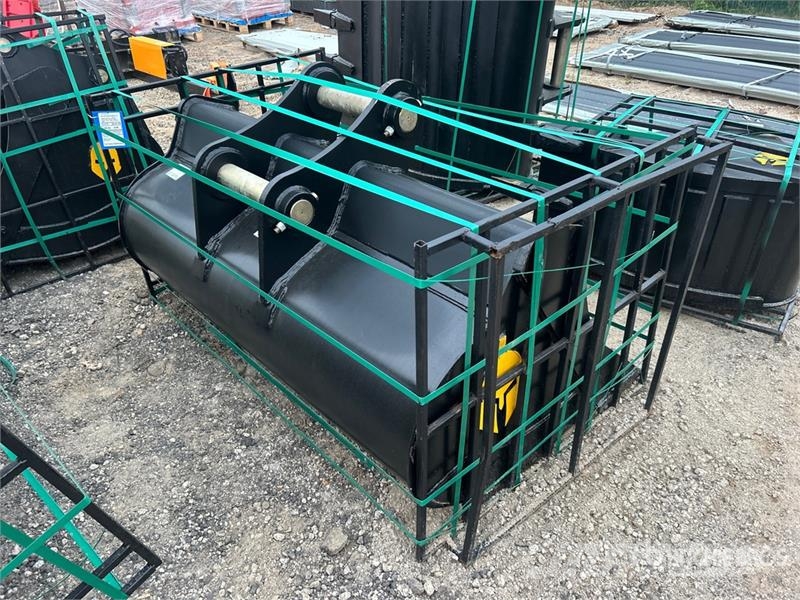 Trojan 72 in Ditching Excavator Bucket - Fits Cat 320/321 دلاء
