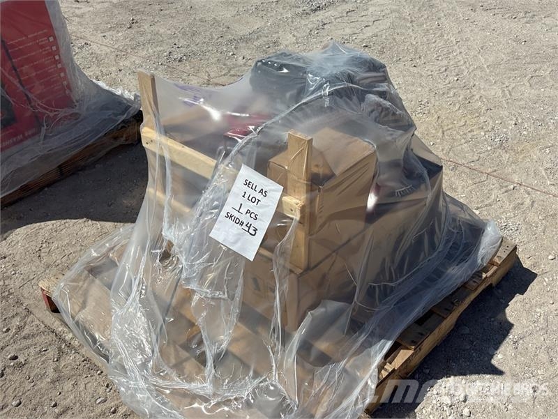 Troy-Bilt Colt Walk-Behind Front Tine Garden Rototiller الكاسحات وقلابات التربة ذات المحركات