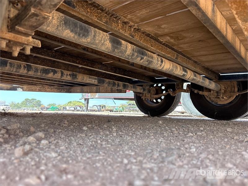 TXP 20 ft T/A Equipment Trailer Járműszállító pótkocsik