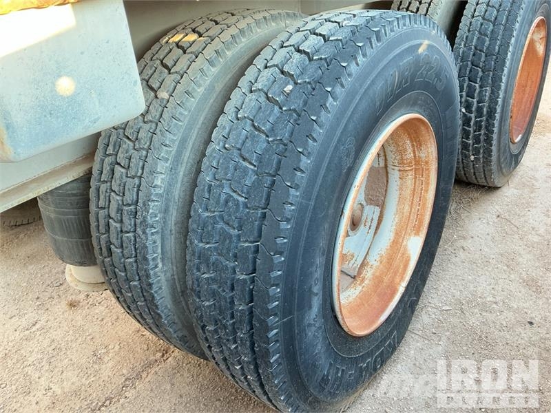 Ty-Crop Tri/A 48 ft Lowboy Trailer Низкорамные прицепы