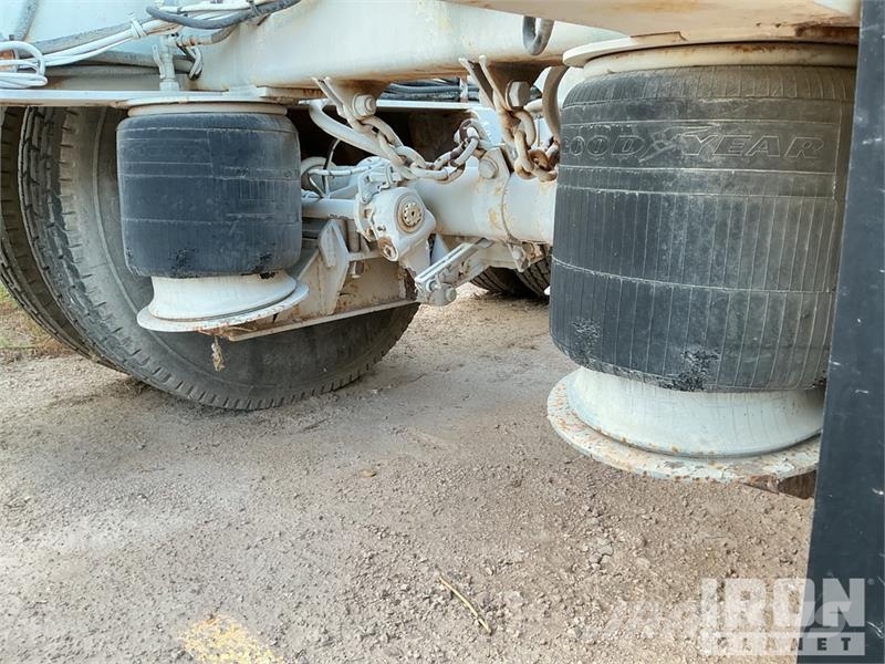 Ty-Crop Tri/A 48 ft Lowboy Trailer Низкорамные прицепы
