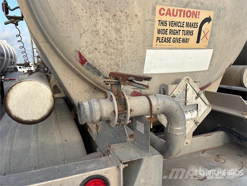 Tytal 8400 gal T/A Tanker Trailer Rimorchi cisterna