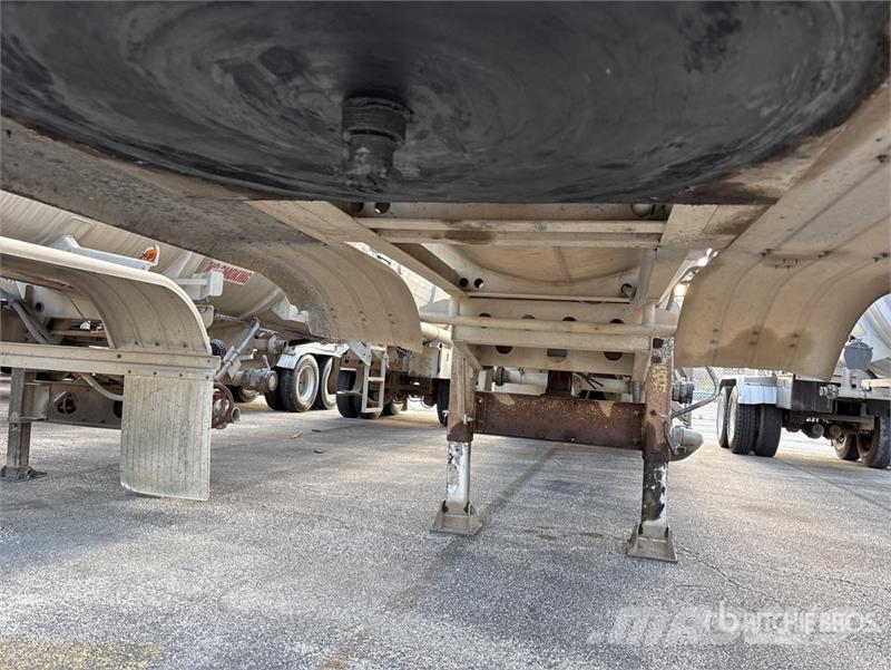 Tytal 8400 gal T/A Tanker Trailer Rimorchi cisterna