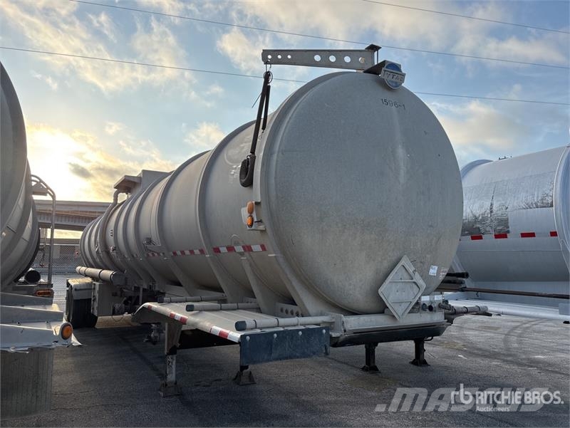 Tytal 8400 gal T/A Tanker Trailer Rimorchi cisterna