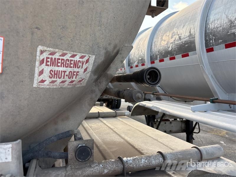 Tytal 8400 gal T/A Tanker Trailer Rimorchi cisterna