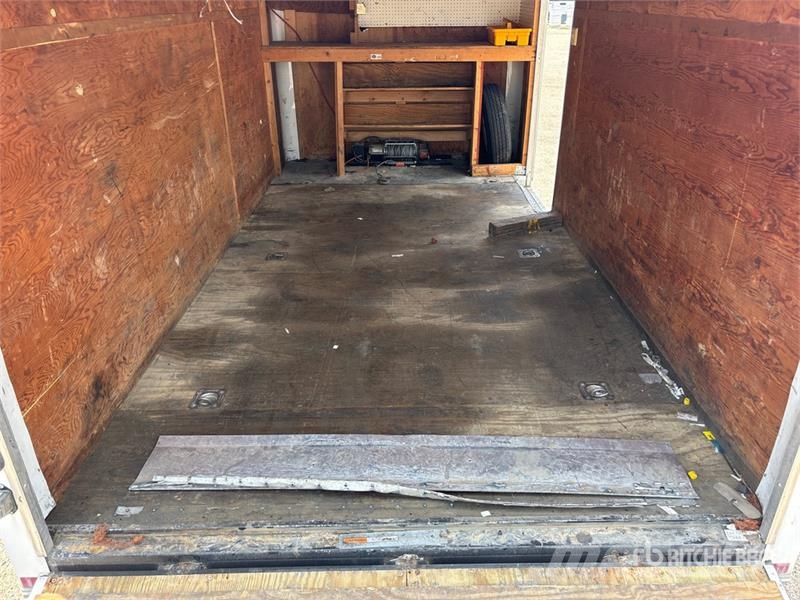United Expressline U714TA35 14 ft T/A Enclosed Trailer Gesloten opbouw trailers